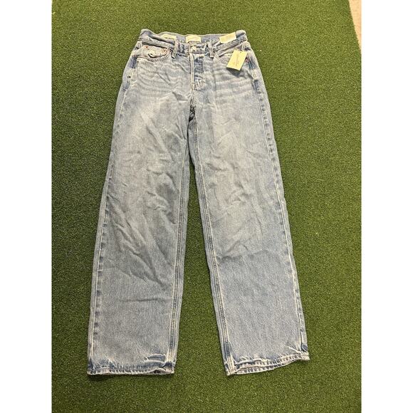 Universal Thread Mid-Rise 90s Baggy jeans in a blue wash size 6 - Picture 1 of 6